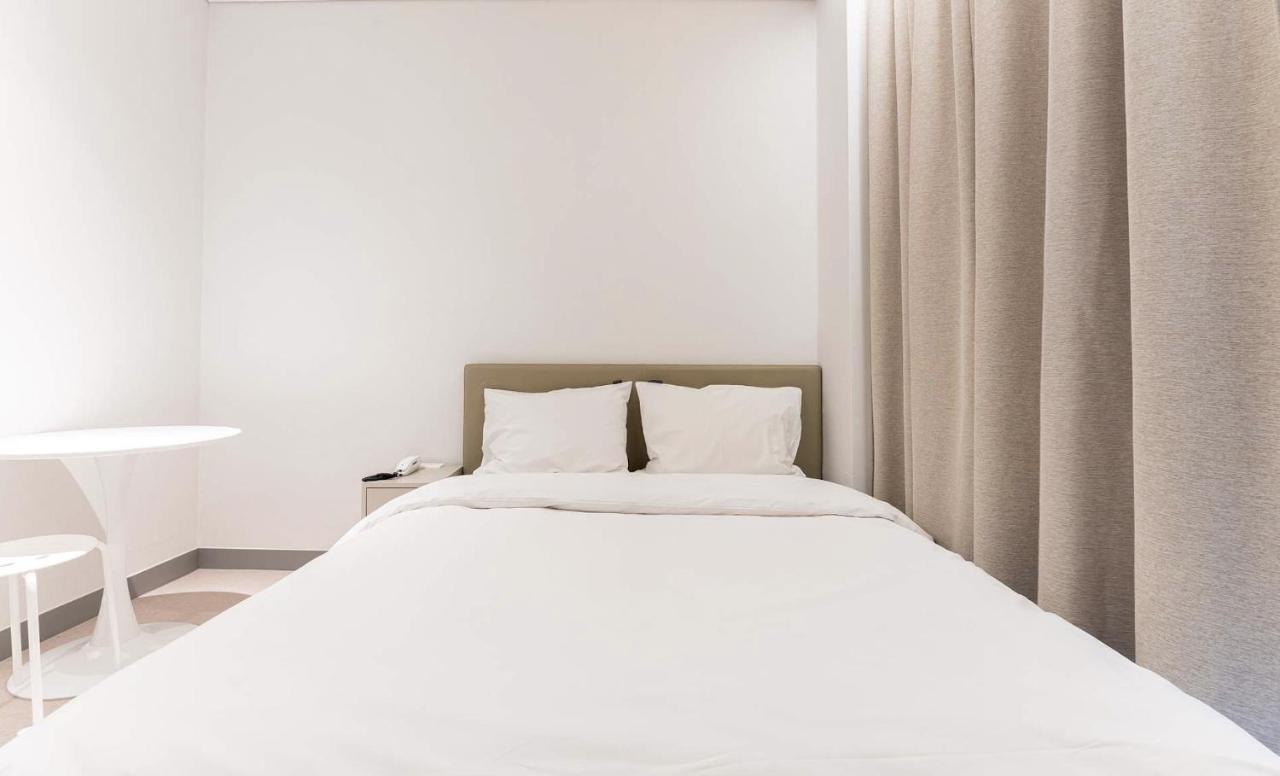 H Avenue Hotel Idae Shinchon Séoul Extérieur photo