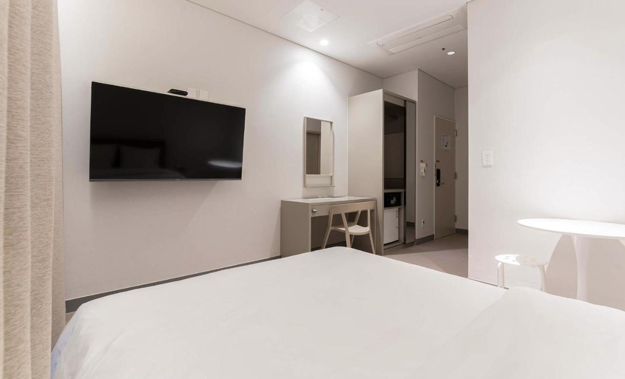 H Avenue Hotel Idae Shinchon Séoul Extérieur photo